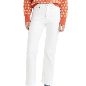 Levi’s Wedgie Straight Jeans in White Size 27